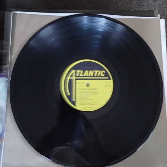 The Manhattan Transfer Vintage Vinyl Record - Picture 3 of 4